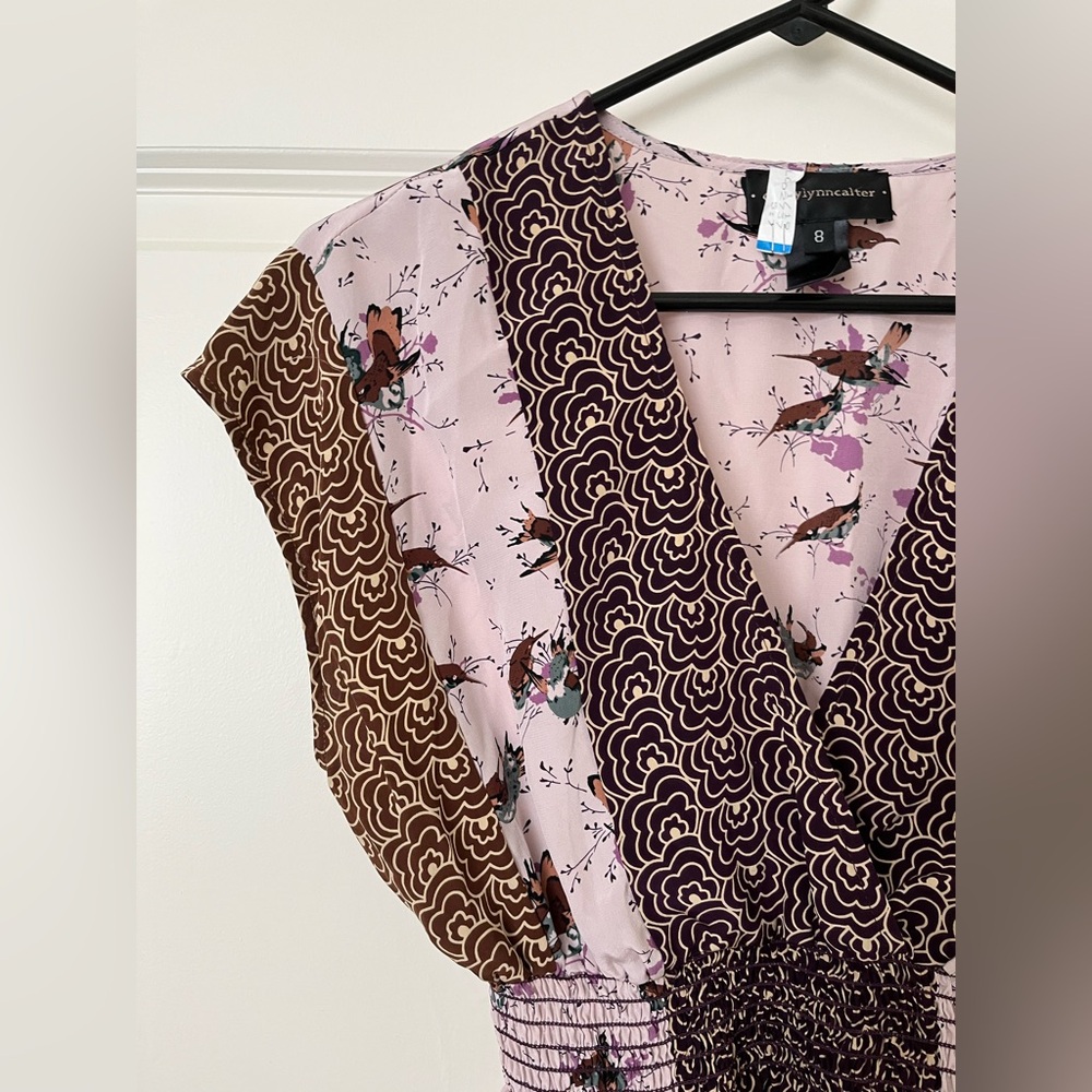 Coreylynncalter print top.   Size 8. - Picture 2 of 3